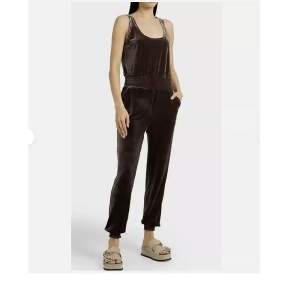 Commando Womens Brown Velvet Lounge Jumpsuit Sleeveless M Cozy Comfort Casual - Picture 1 of 8